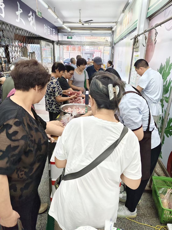 线上线下齐发力，多措并举破局销售低迷